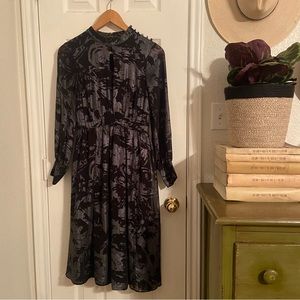 ModCloth Black and Silver Metallic Maxi Dress